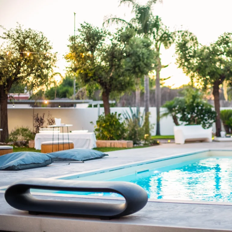 eventi o giornate speciali da vivere a bordo piscina Villa Les Chenes-2