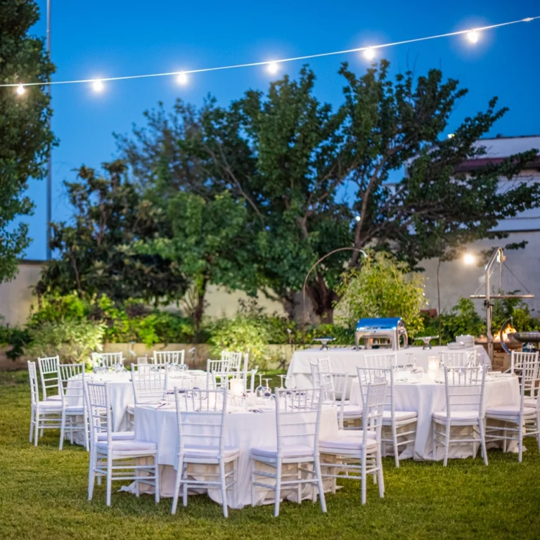eventi o giornate speciali da vivere a bordo piscina Villa Les Chenes-5